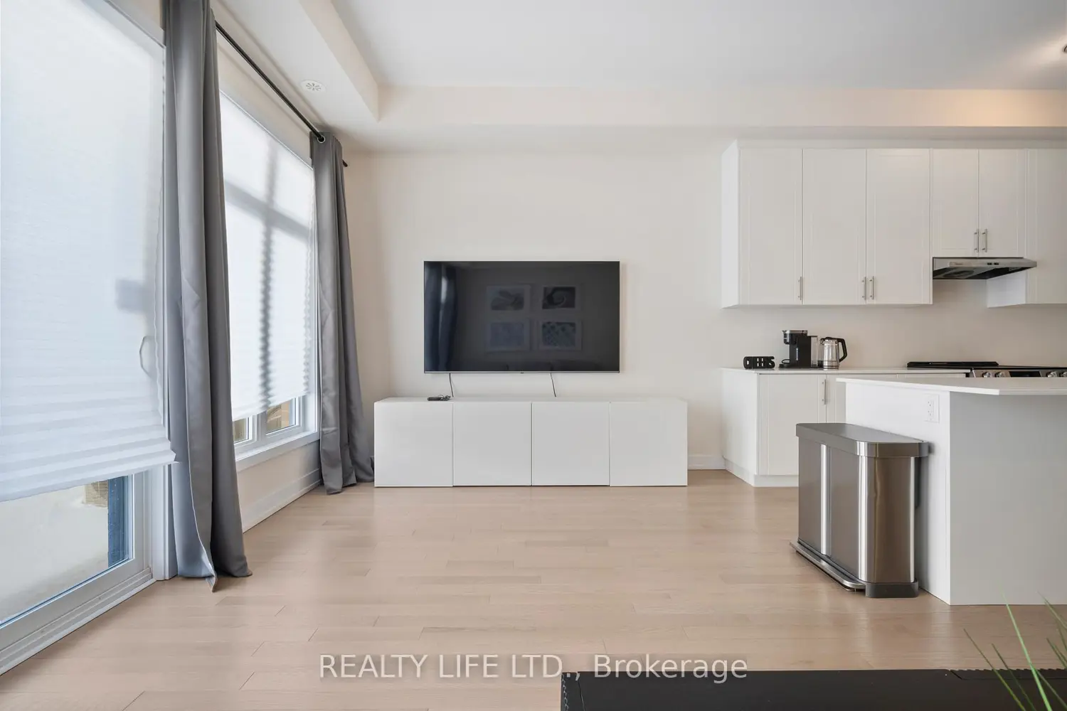 Additional image 10 of 3137 Meadowridge Drive