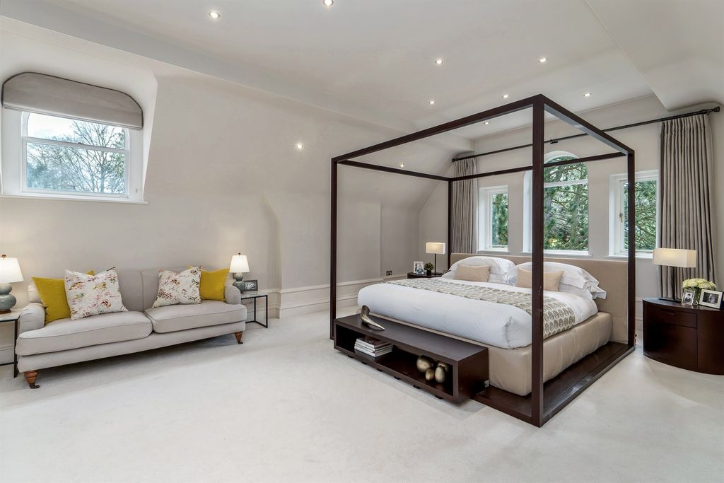 Additional image 11 of 3 bed flat for saleOakwood House, Beechfield Road, Alderley Edge SK9