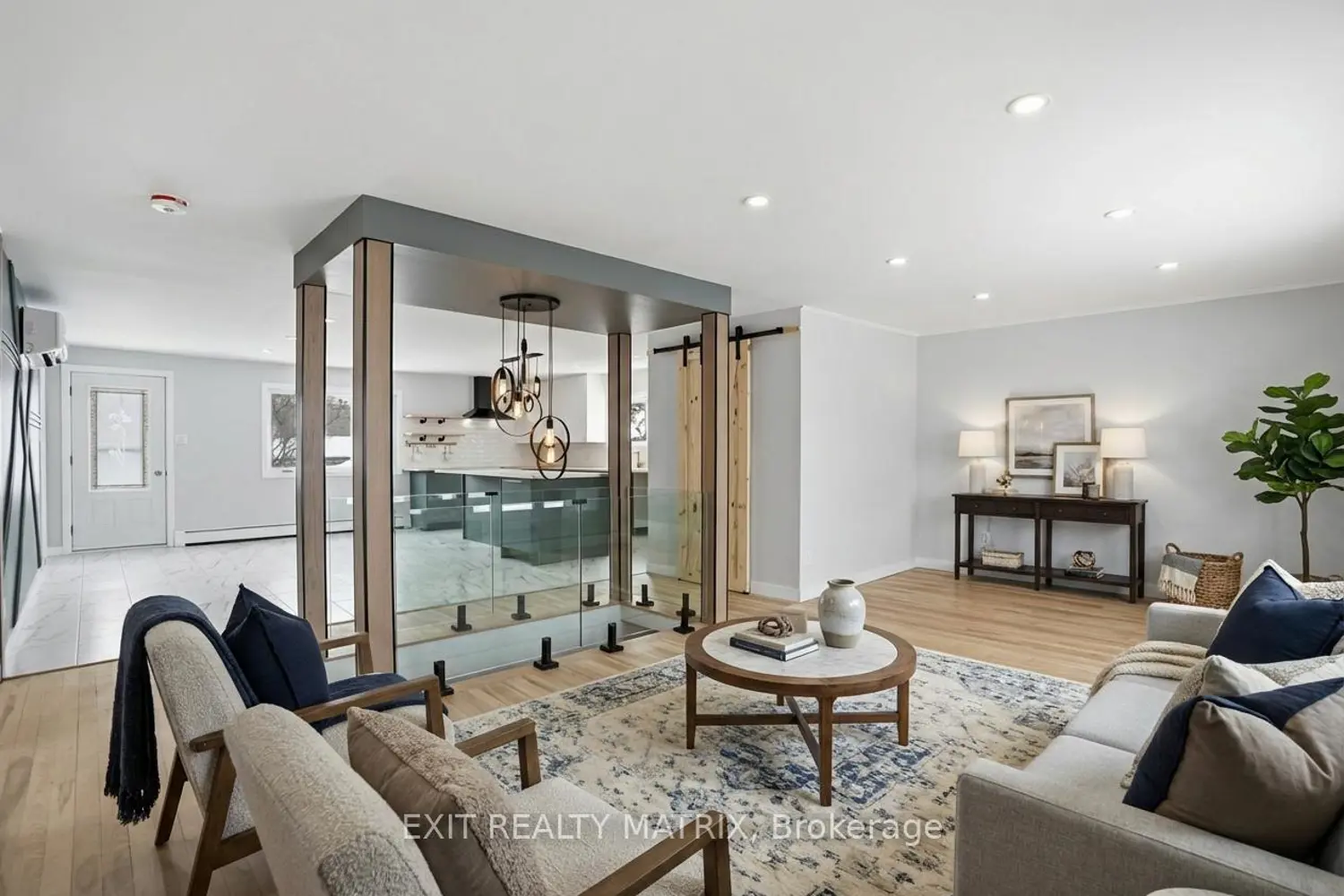 Additional image 6 of 805 Cartier Boulevard