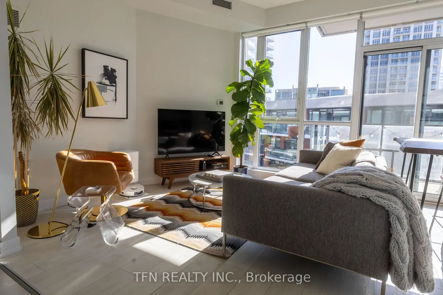Additional image 12 of 50 Bruyeres Mews 726