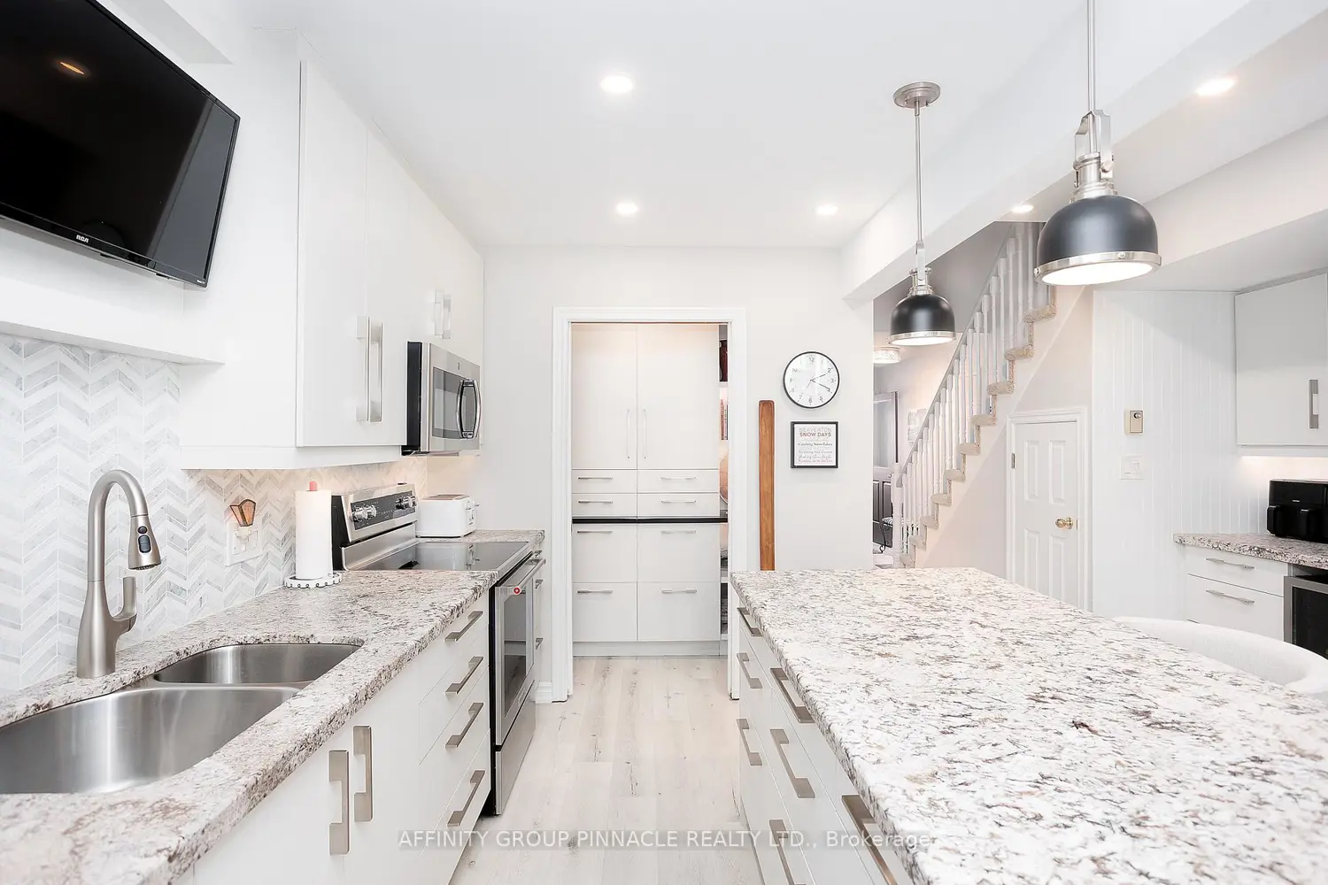 Additional image 2 of 194 Cedar Beach Road 35