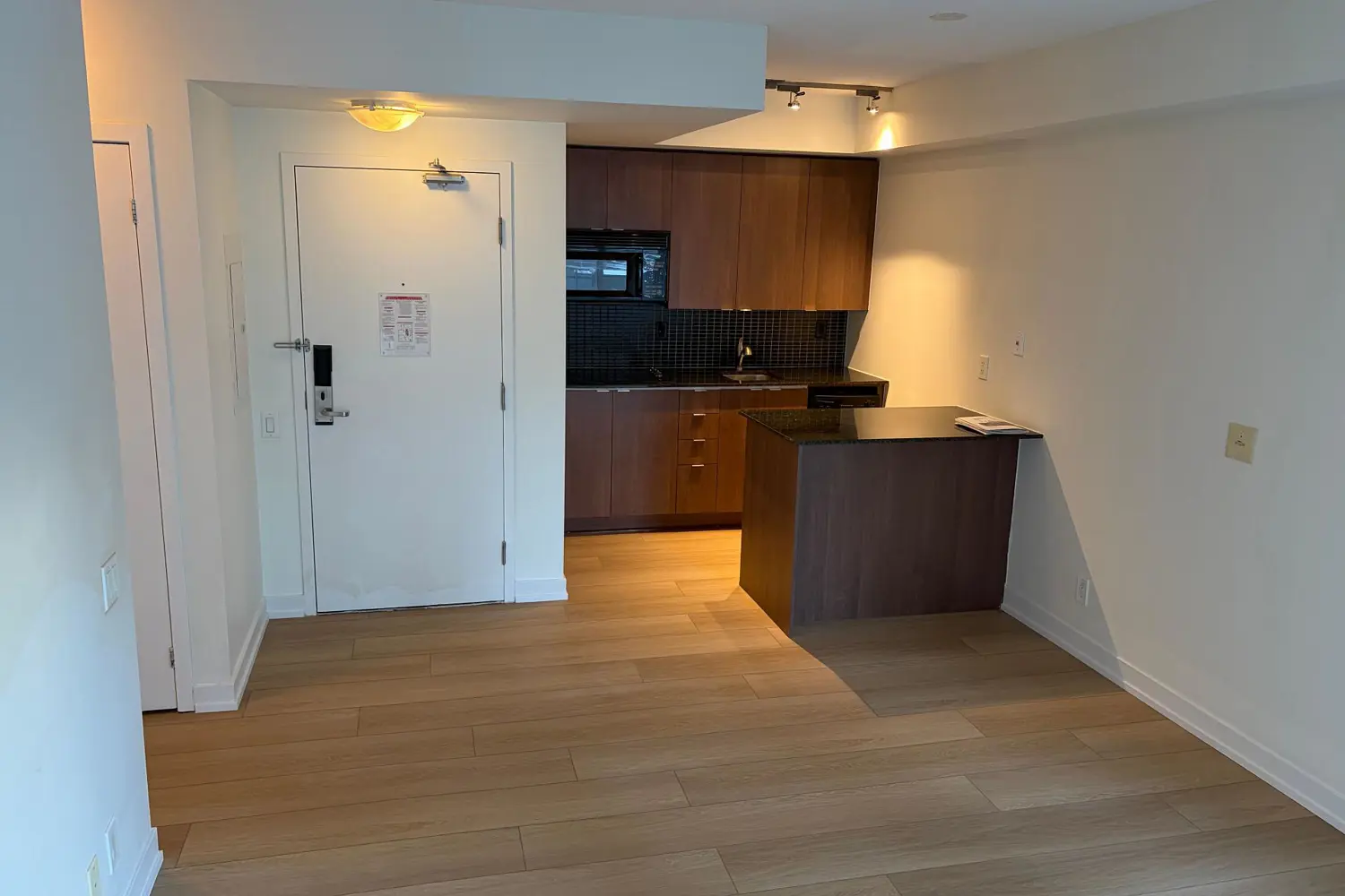 Additional image 3 of 8 Colborne Street 1103