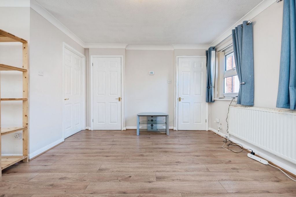 Additional image 8 of 2 bed flat for saleAshburnham Road, Bedford MK40