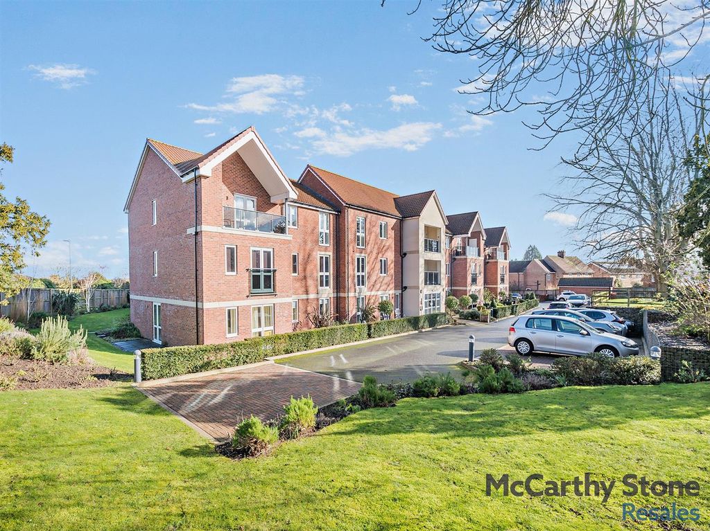 1 bed flat for saleAndrews Court, Molescroft Road, Beverley HU17