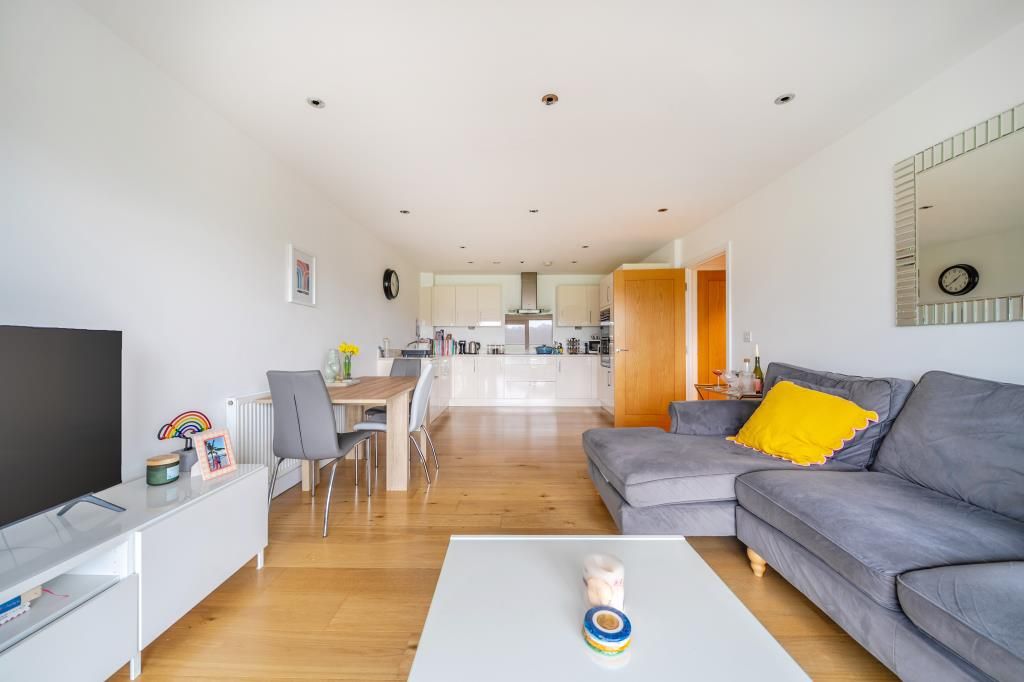 Additional image 2 of 2 bed flat for saleNewbury Racecourse, Berkshire RG14