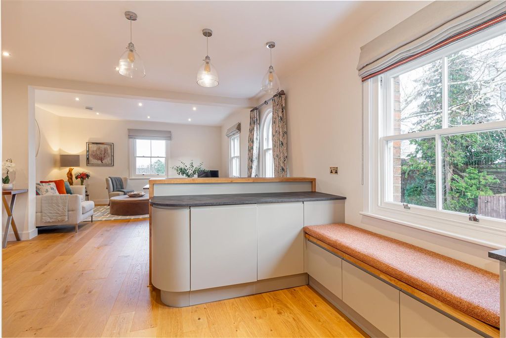 Additional image 21 of 2 bed flat for saleBrunel House, Malvern WR14