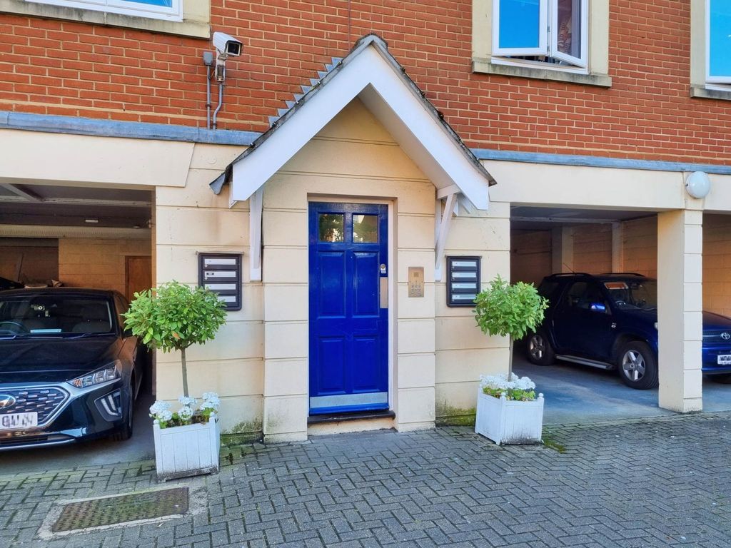 Additional image 33 of 4 bed penthouse for saleNeptune Square, Ipswich IP4