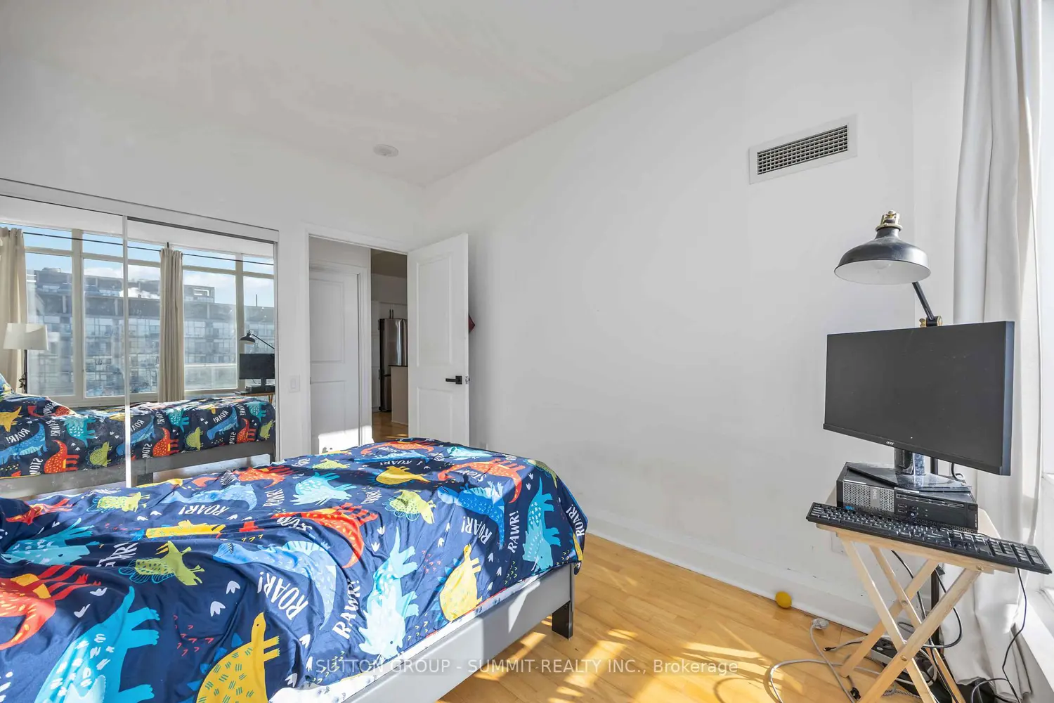 Additional image 14 of 15 Windermere Avenue Ph01