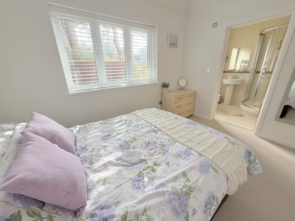 Additional image 21 of 3 bed flat for saleNairn Road, Canford Cliffs, Poole BH13