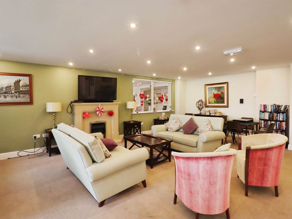 Additional image 28 of 1 bed flat for saleMiddleton Court, Porthcawl CF36