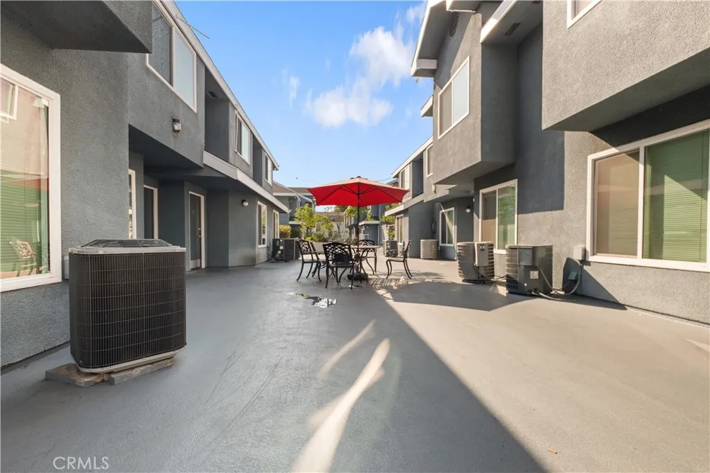 Additional image 60 of 2726 S Menlo Ave., Los Angeles, CA 90007