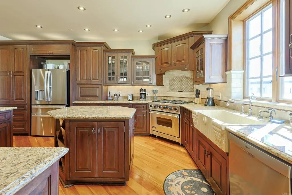 Additional image 13 of 120 C Avenue Unit 201, Coronado, CA 92118