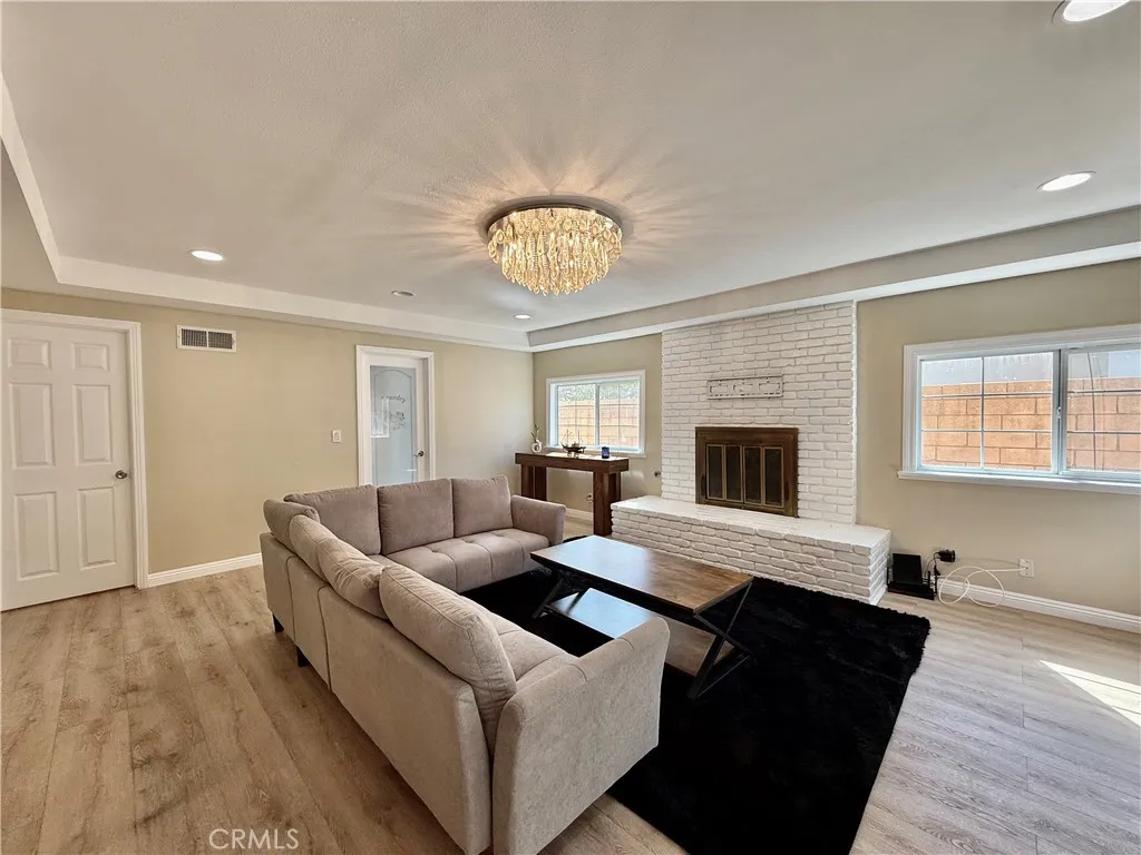 Additional image 19 of 1341 S Pembrooke Ln Unit B, Anaheim, CA 92804