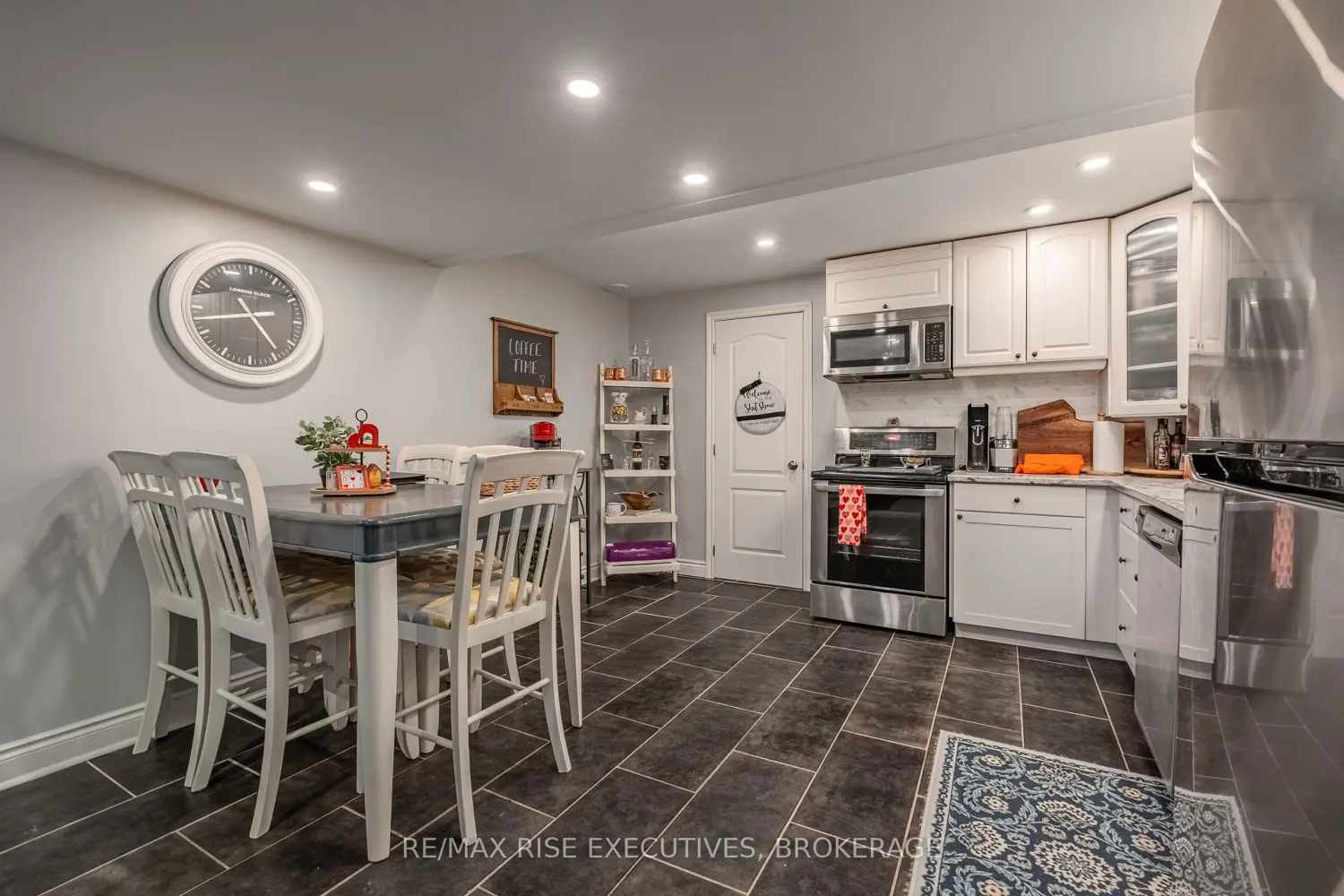 Additional image 4 of 1388 Ottawa Street