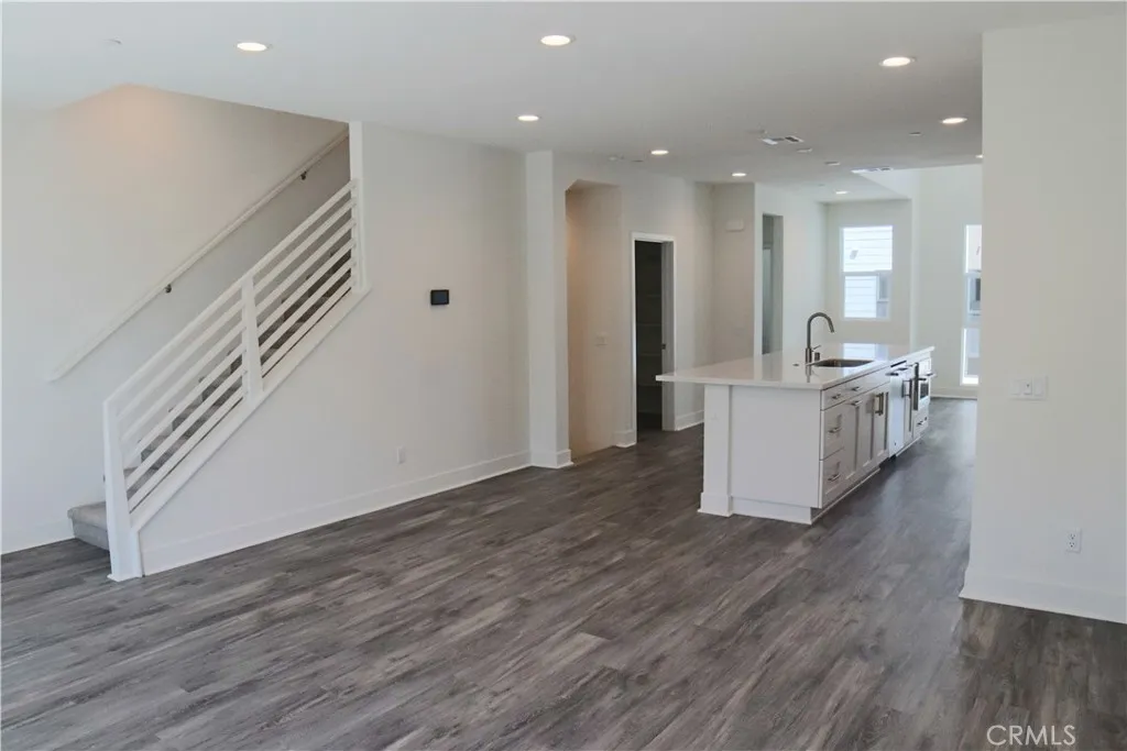 Additional image 19 of 684 Malibu, Costa Mesa, CA 92627