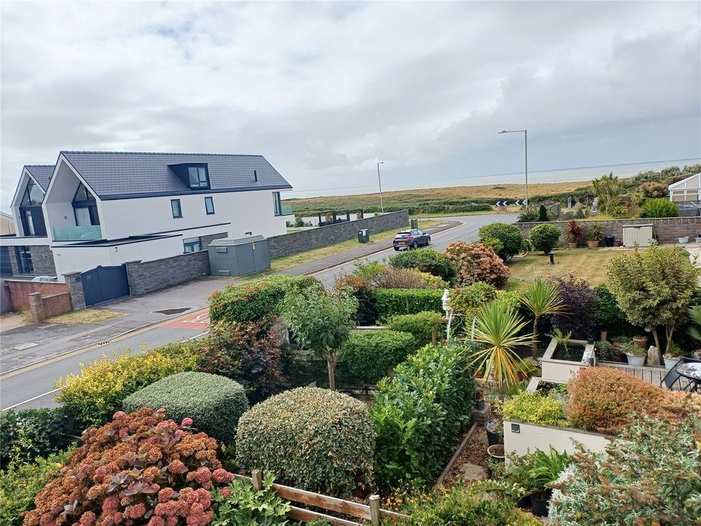Additional image 14 of 2 bed flat for saleRest Bay Court, Rest Bay Close, Porthcawl CF36