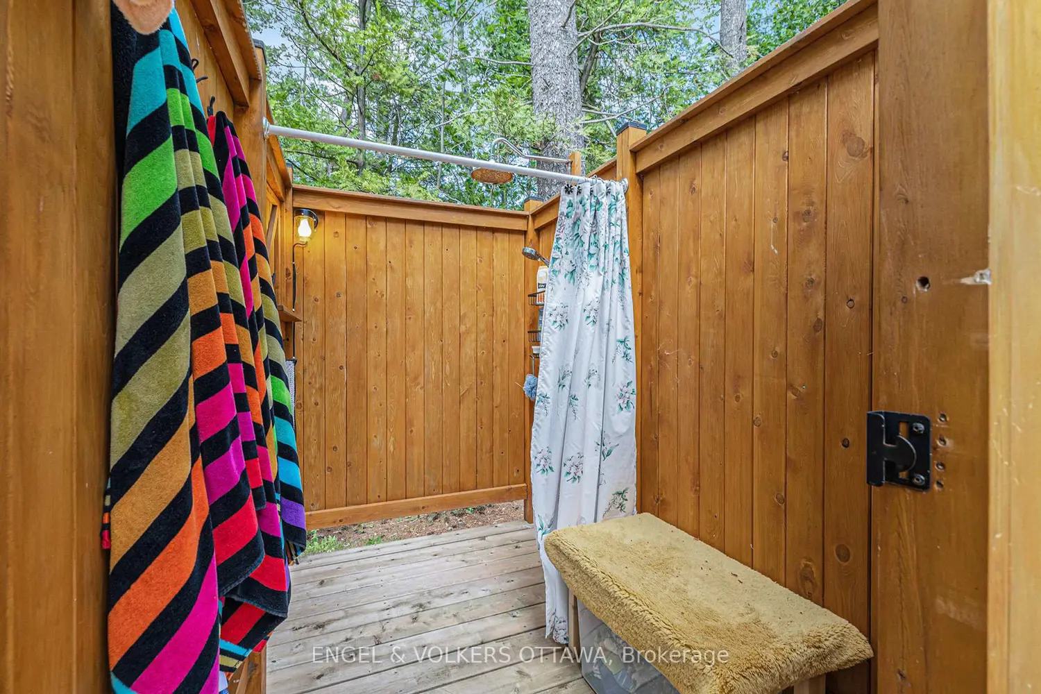 Additional image 10 of 631 Golden Lyn Way