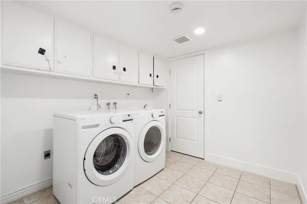 Additional image 39 of 19951 Lassen Street, Chatsworth, CA 91311