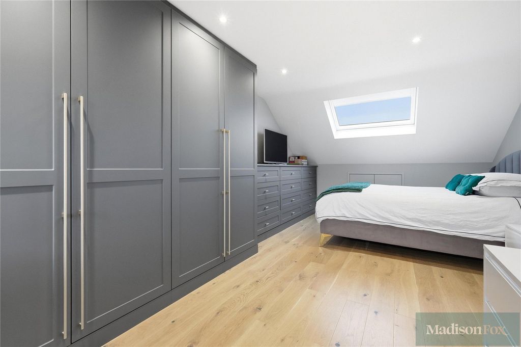 Additional image 24 of 4 bed terraced house for saleRegents Place, Loughton, Essex IG10