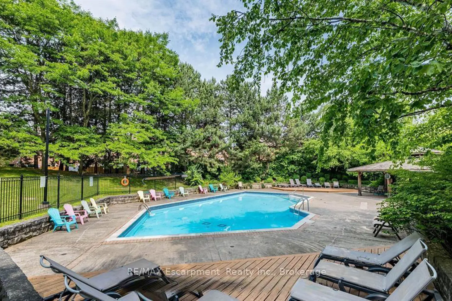 Additional image 19 of 20 Cherrytree Drive 809