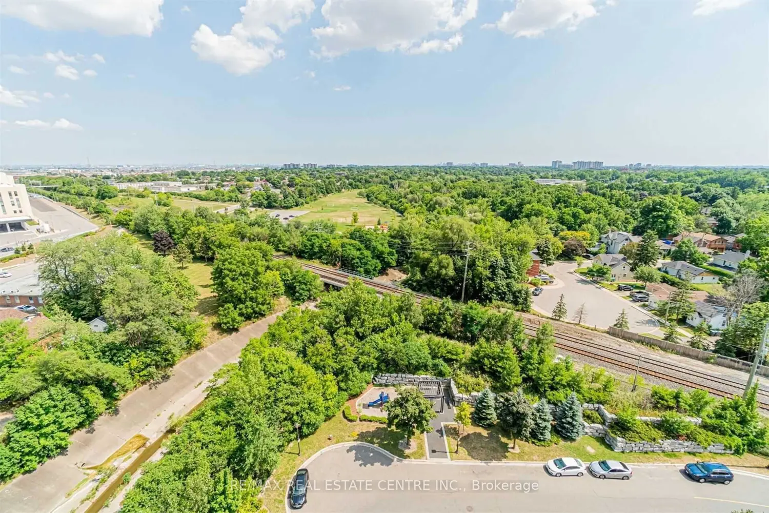 Additional image 17 of 100 John Street 1203