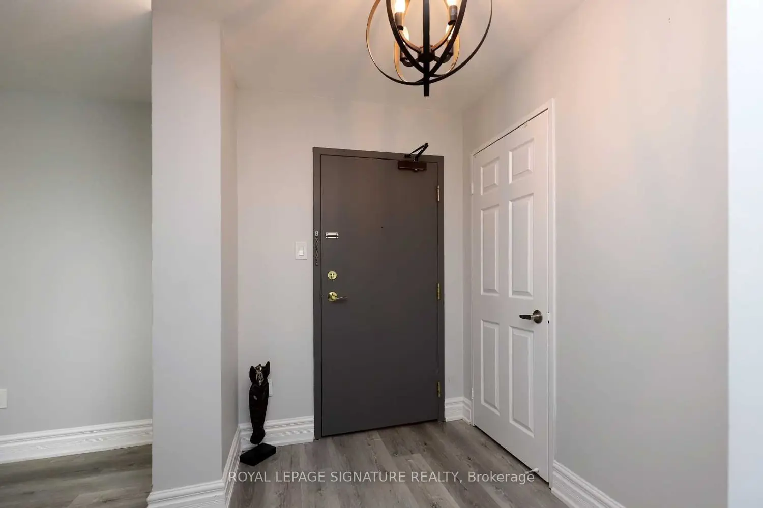 Additional image 2 of 100 County Court Boulevard 1101