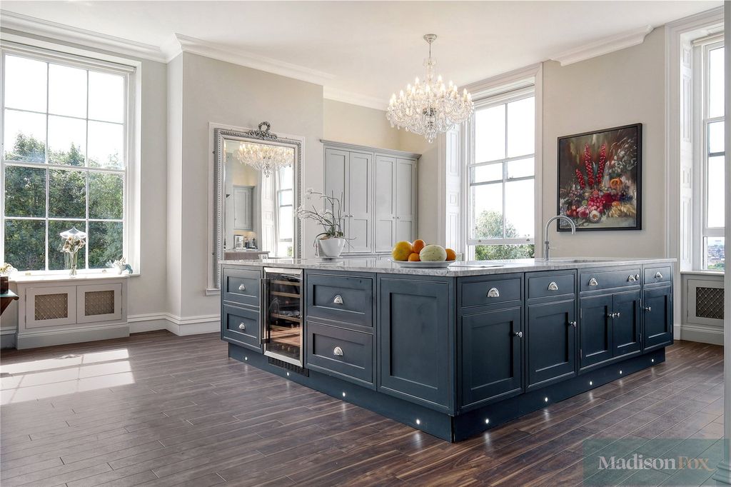 Additional image 10 of 4 bed flat for saleClaybury Hall, Regents Drive, Woodford Green IG8