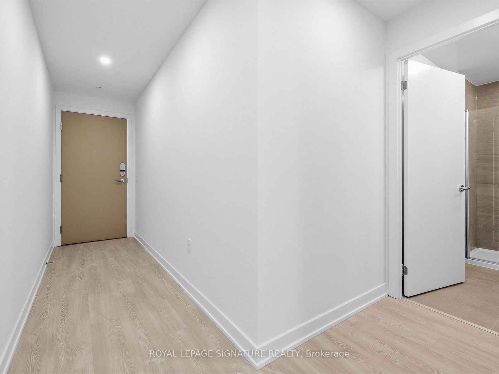 Additional image 3 of 1007-1 Quarrington Lane, Toronto, ON, M3C 0S4