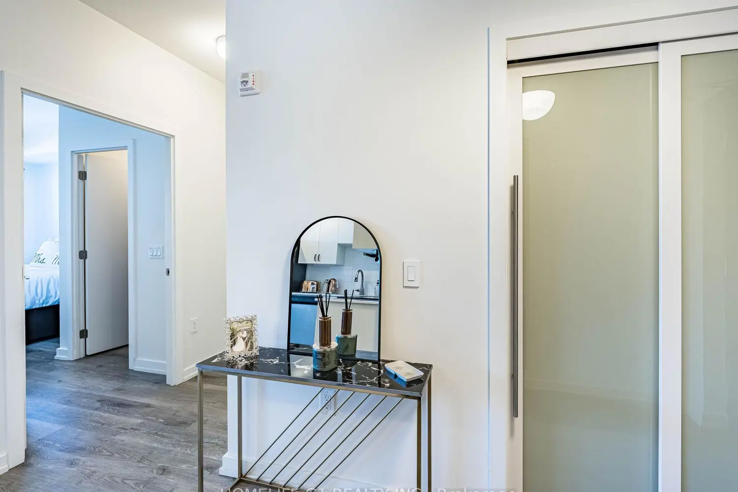 Additional image 5 of 430 Essa Road 217