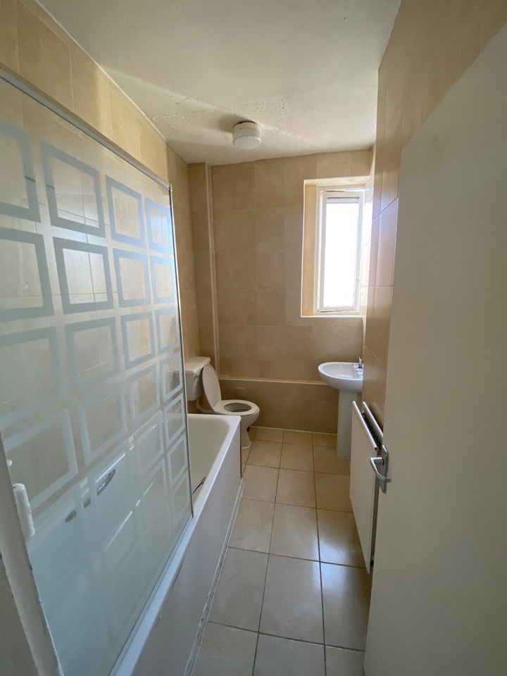 Additional image 7 of 1 Bed Flat, Gloucester Terrace, W2, N1 7GU