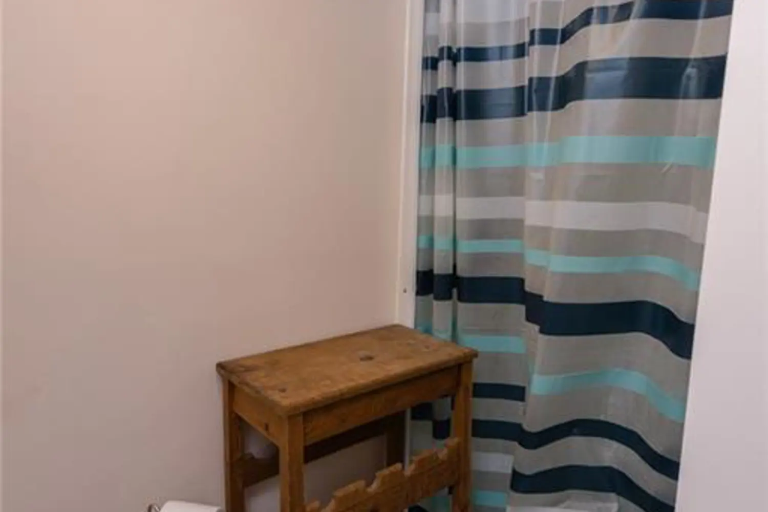 Additional image 13 of 581 Banner Avenue