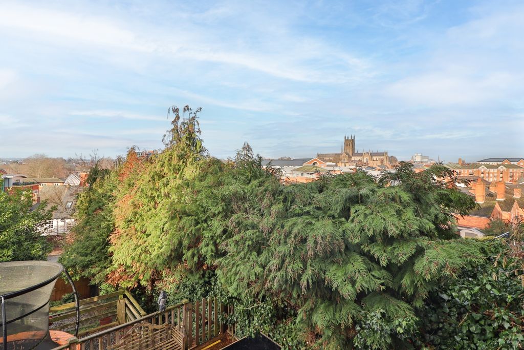Additional image 17 of 3 bed semi-detached house for saleWoolhope Road, Worcester WR5