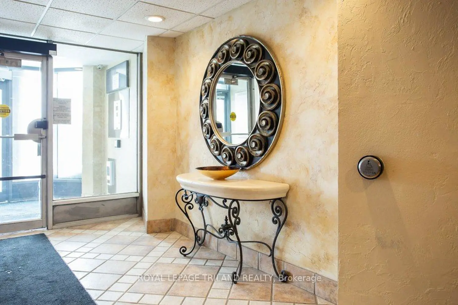 Additional image 15 of 158 King Street 1602, Kitchener