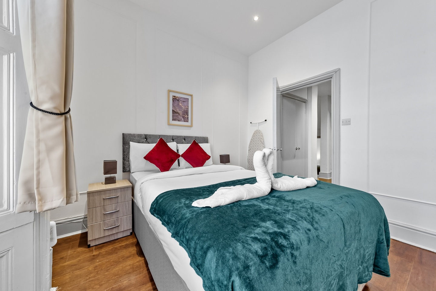 Additional image 7 of 2 Bed Flat, Holland Road, W14, N1 7GU