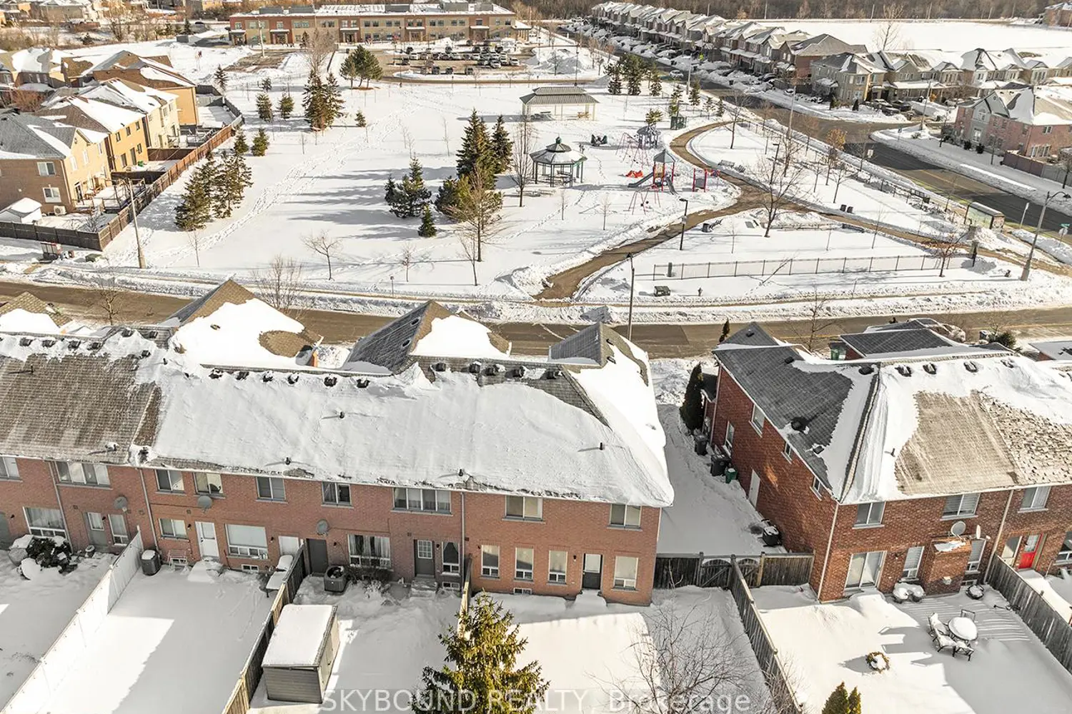 Additional image 4 of 12 Sled Dog Road