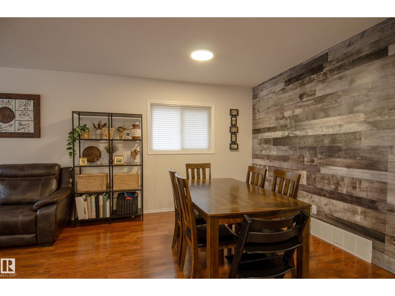 Additional image 4 of 3516 13 Avenue NW, Edmonton, AB, T6L3B3
