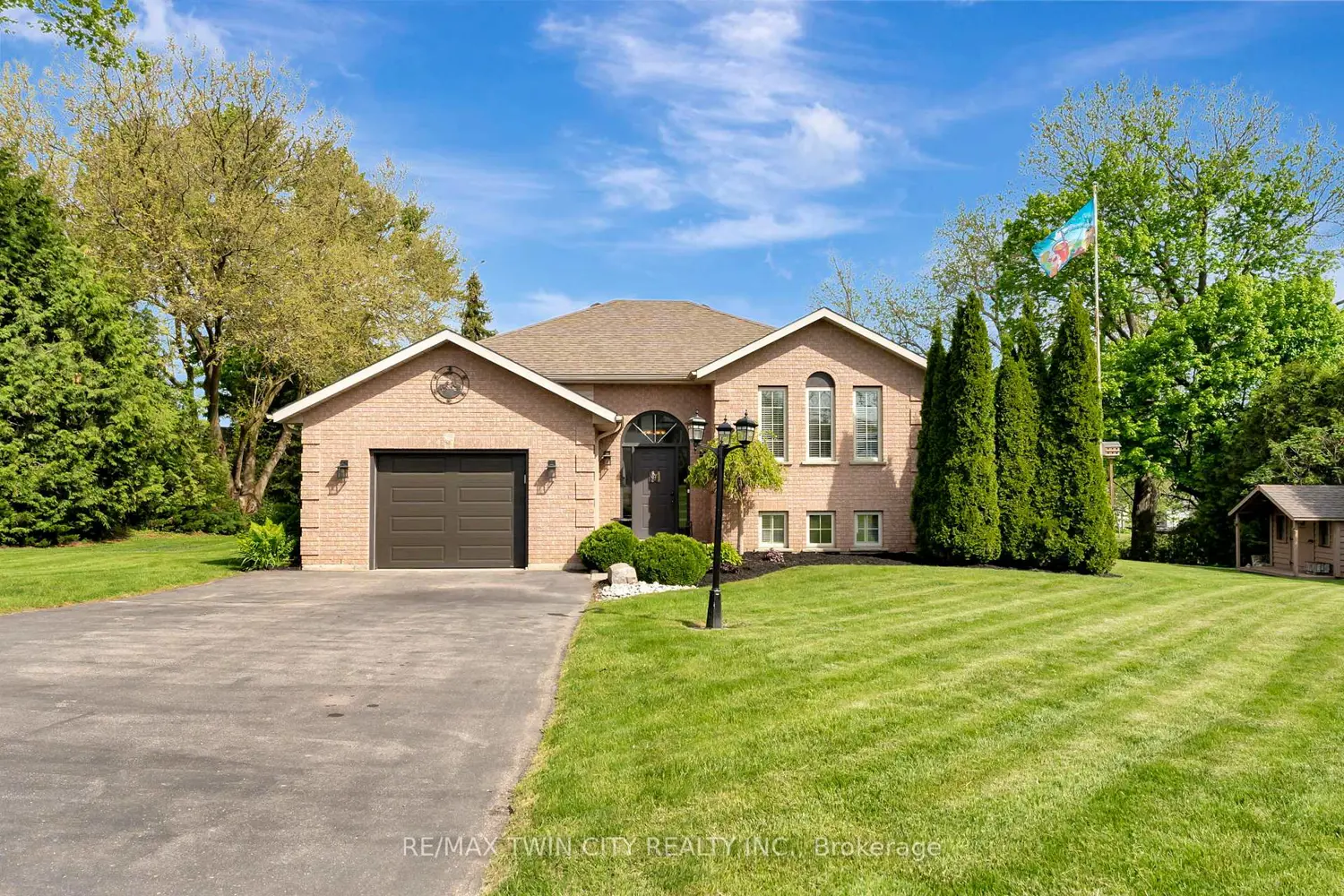 Additional image 2 of 1565 Old Brock Street