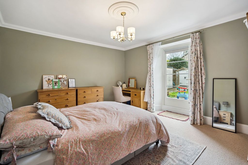 Additional image 13 of 4 bed property for saleVictoria Square, Stirling FK8