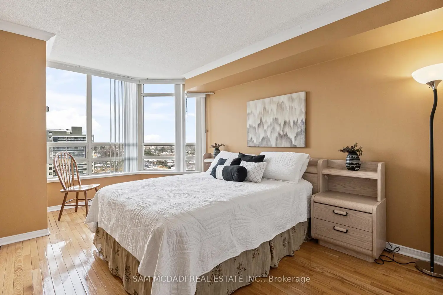 Additional image 11 of 75 King Street 1105