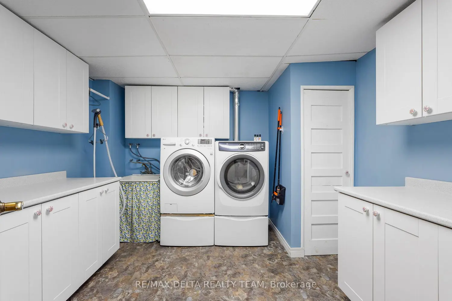 Additional image 11 of 261 Agathe Street