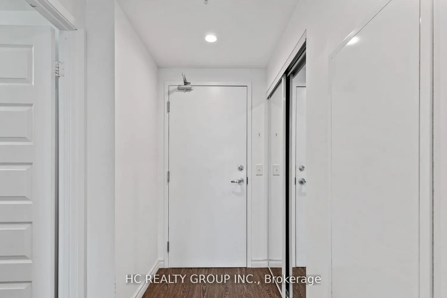 Additional image 4 of 158 King Street 1602, Kitchener