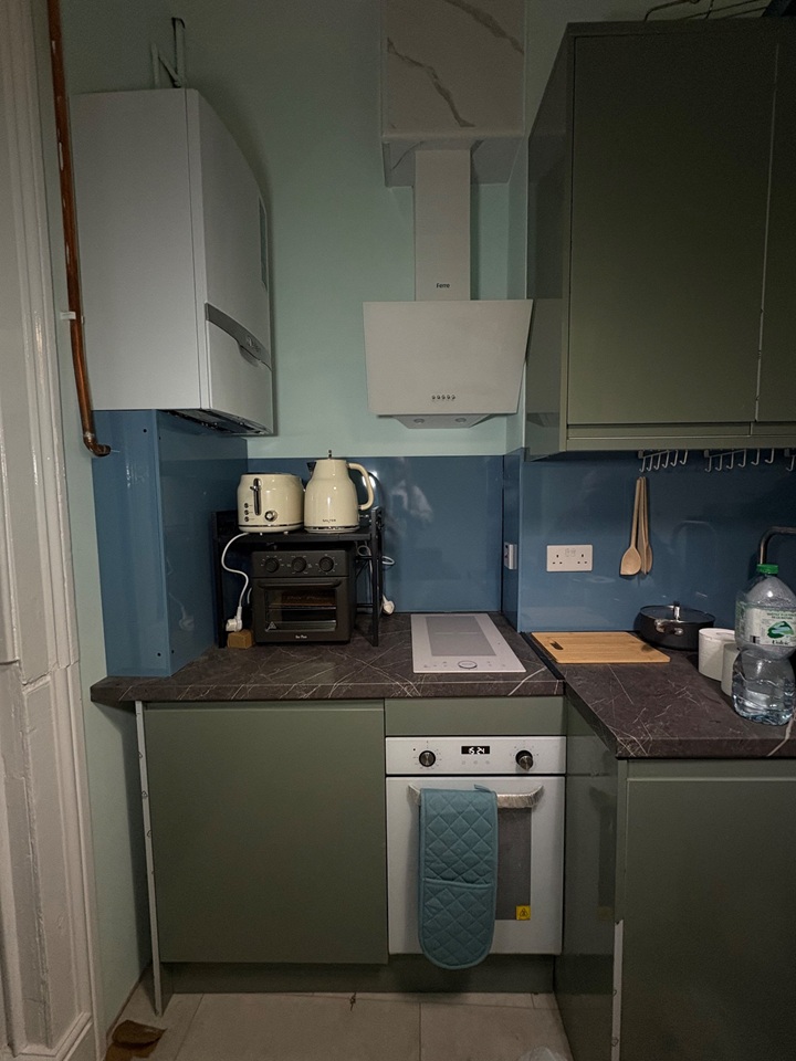 Additional image 3 of 2 Bed Flat, Tollington Road, N7, N1 7GU