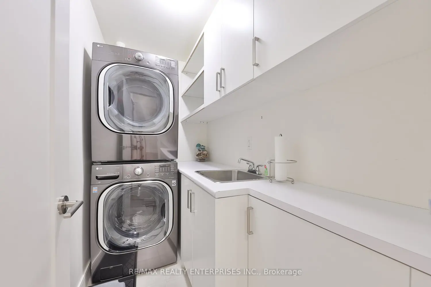 Additional image 17 of 1575 Lakeshore Road Gr17