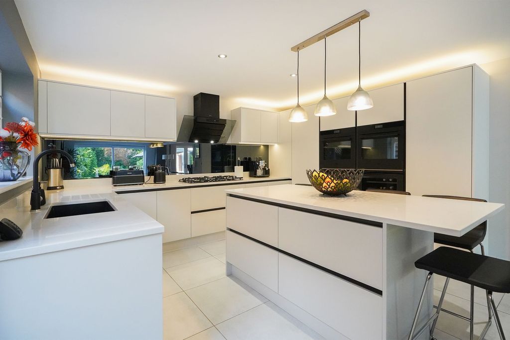 Additional image 3 of 5 bed detached house for saleWhirlow Park Road, Sheffield S11