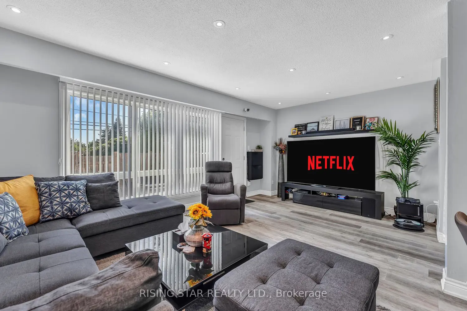 Additional image 4 of 7440 Goreway Drive 2