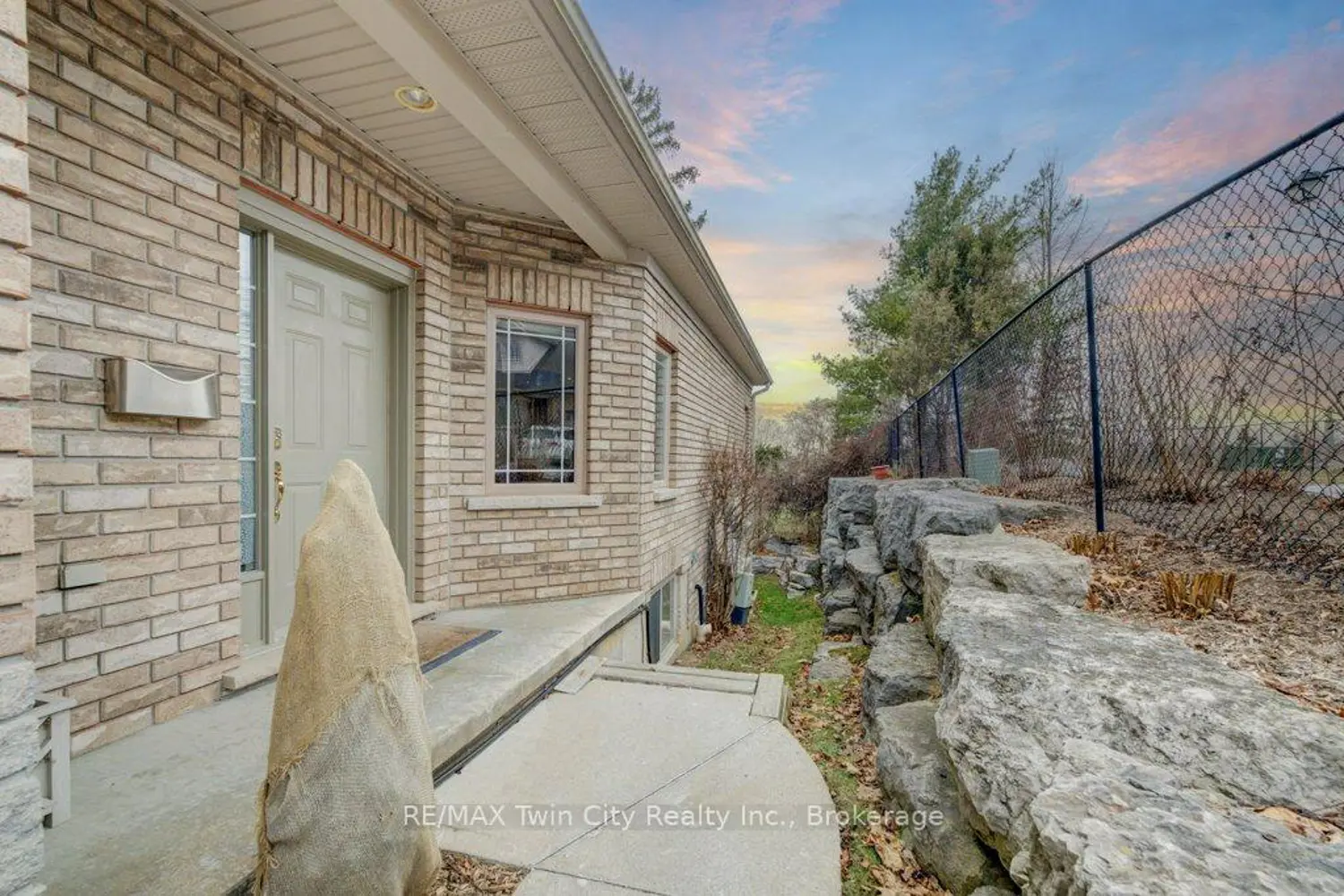 Additional image 20 of 10 Cobblestone Drive 13