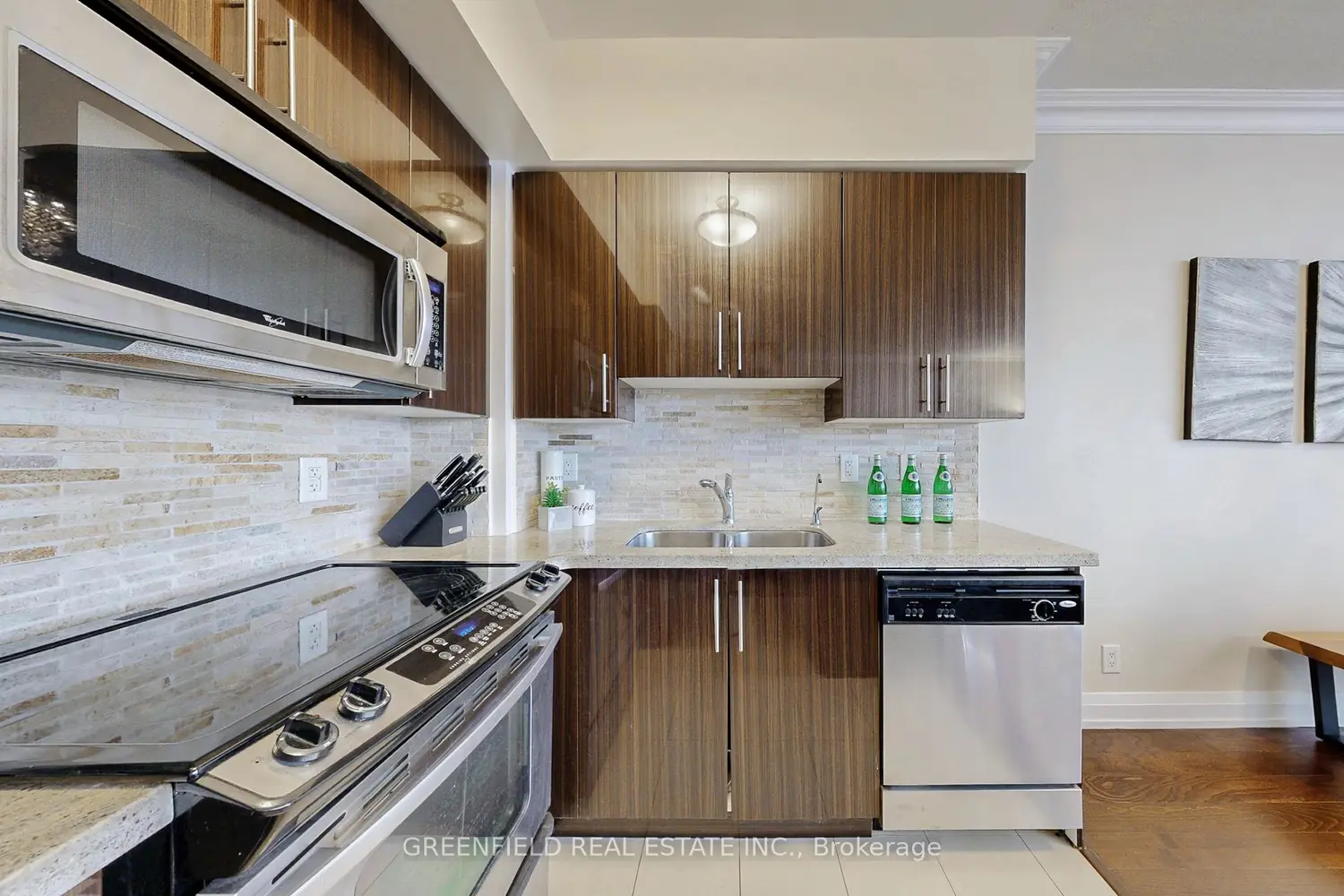 Additional image 10 of 1070 Sheppard Avenue Ph01