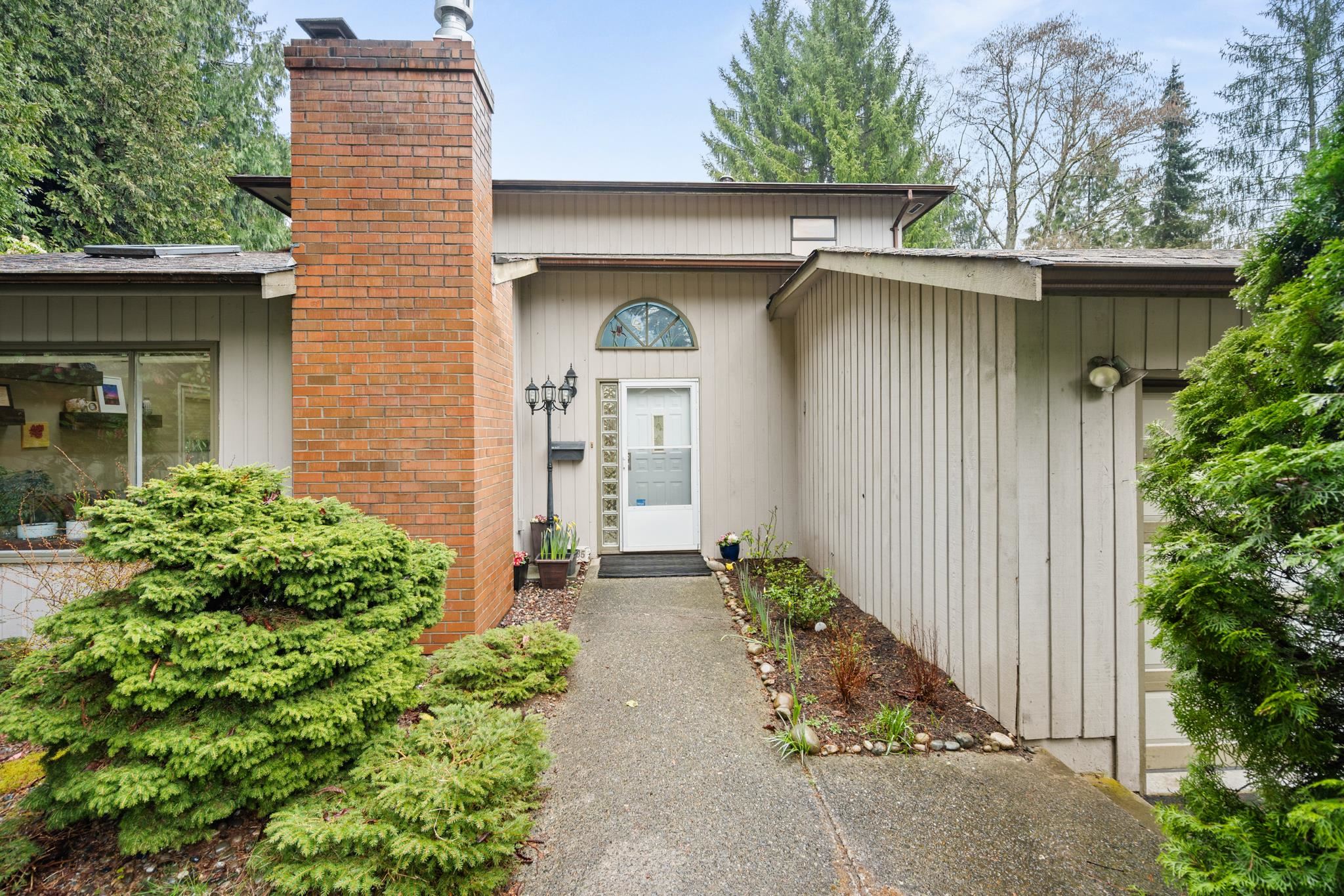 20185 Grade Crescent, Langley, BC, V3A 4J5