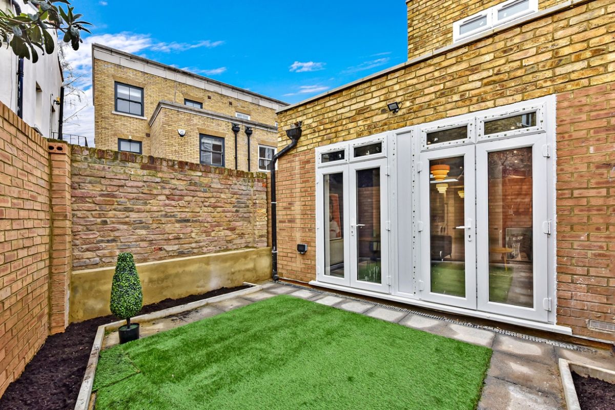 Additional image 9 of Room in a Shared House, Wingmore Road, SE24, N1 7GU