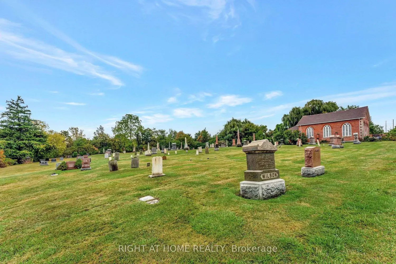 Additional image 12 of 3318 Dundas Street